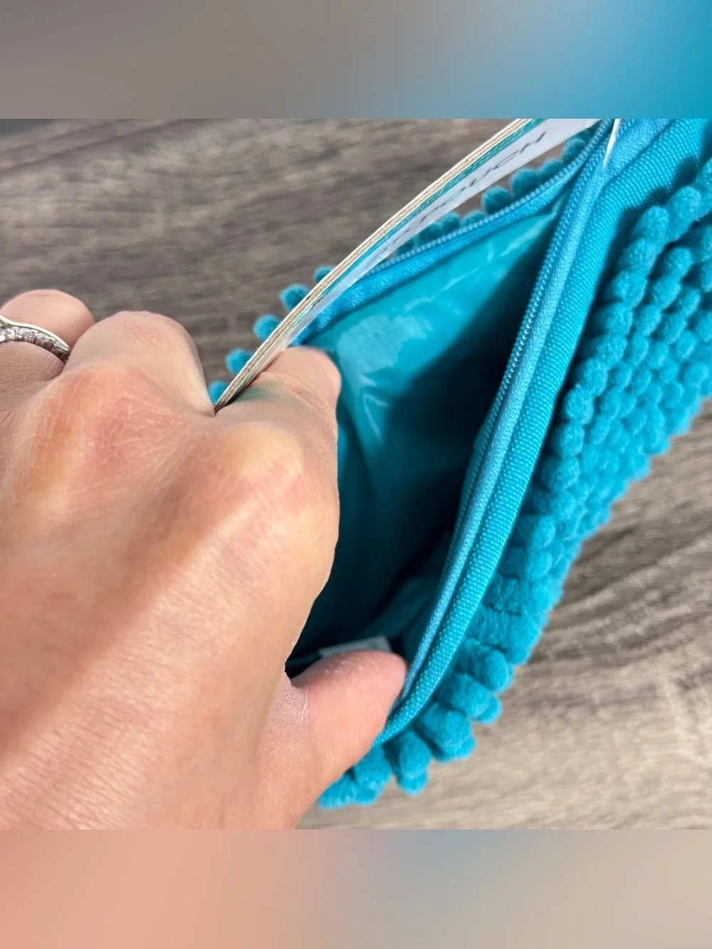 NEW Yoobi Blue Fuzzy Microfiber Zip Pouch